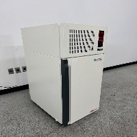 LiCONiC Instruments Incubator image 0